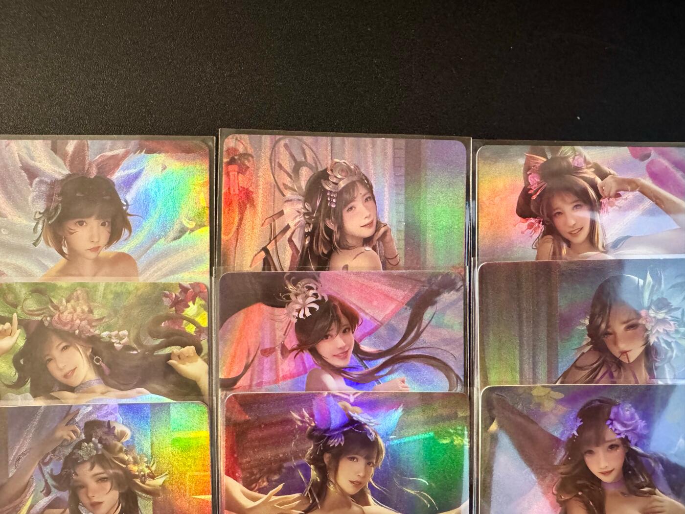 NO.20.5 好又多妹卡大赏，祝你新年旺桃花~只能从此链接进的专场！新店点关注不迷路~每周一站式配齐，方便凑单！（周5晚9点截拍，卖家送拍免费！） 日替内室卡牌 一套9张 粗彩闪