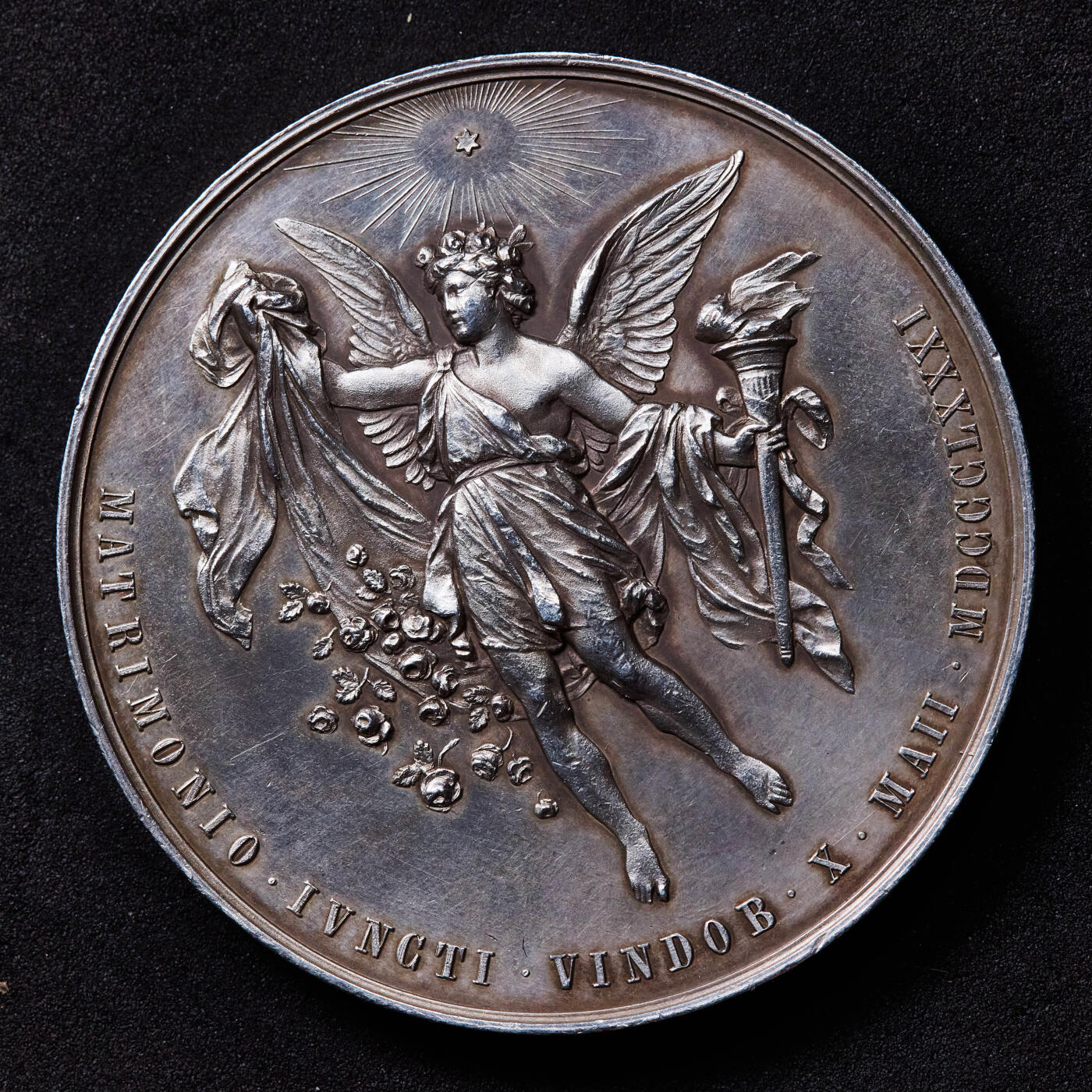 【俄甄集藏】2026年(046)01-07 星期三 晚 19:30 全场包邮