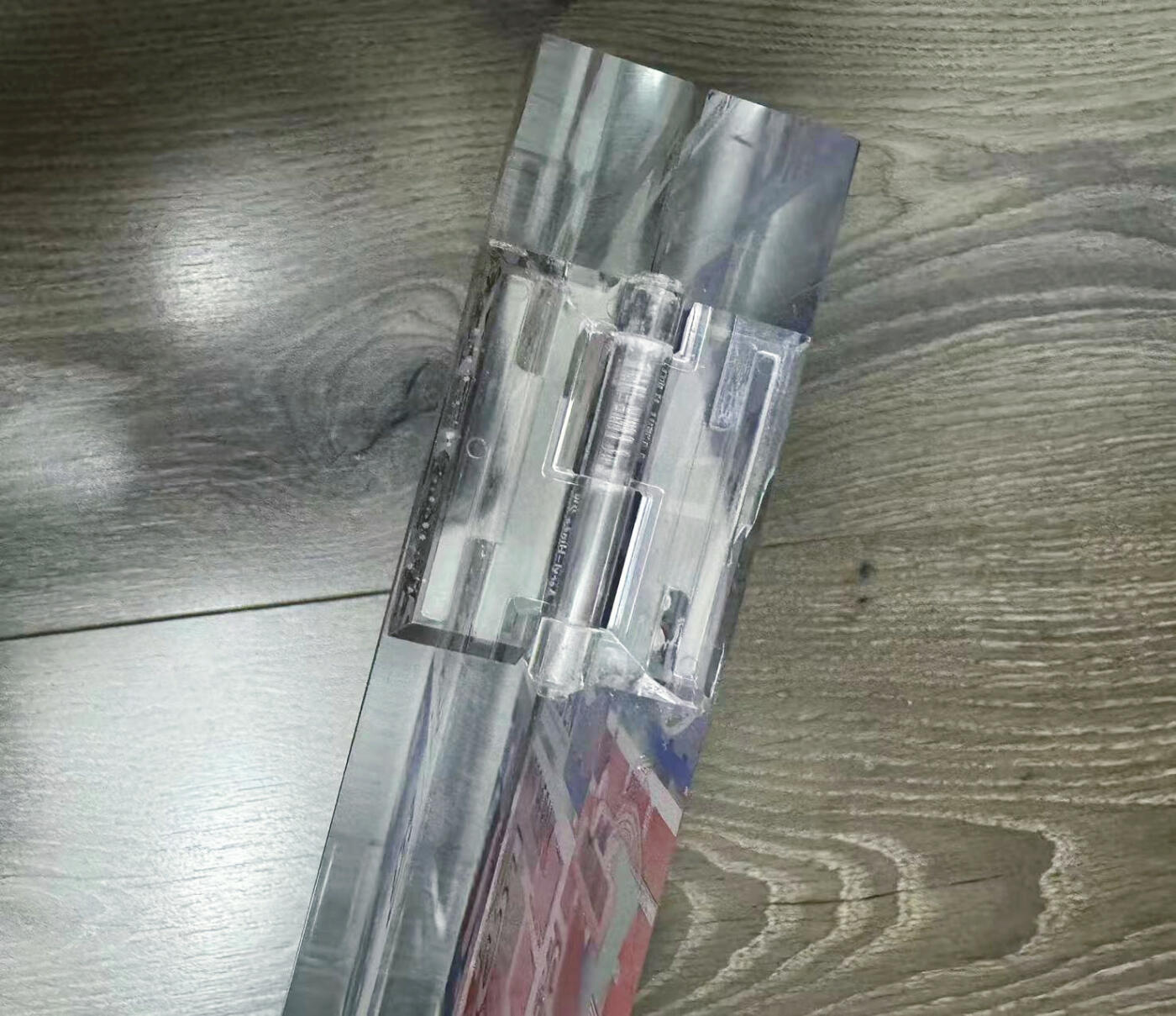 《外钞收藏家》第五百九十九期（畅拍场）（本平台长期征集拍品、欢迎藏友们联系合作） 荷兰10-1000盾 6张一起 精美封装摆件 脚链可正常使用 有点小裂