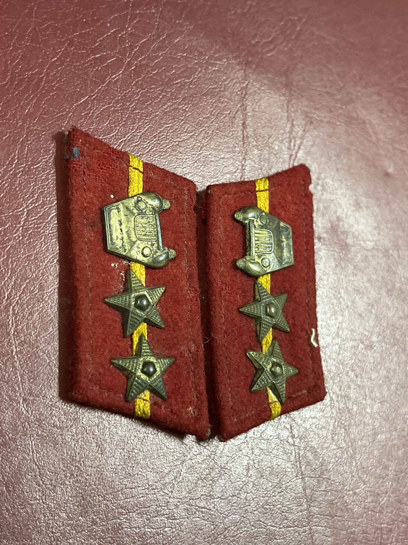 五十年代社会主义国家仿苏联徽章专场拍卖