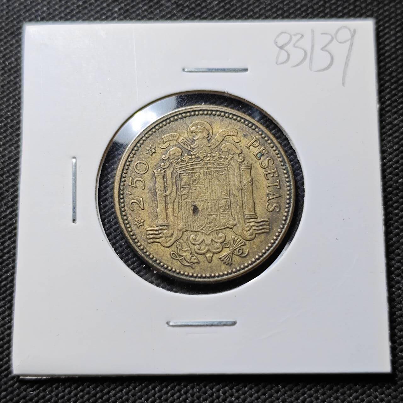 KK钱币收藏小铺  第383期  2月预留时间 周末发货 1953 西班牙2.5比塞塔铜币