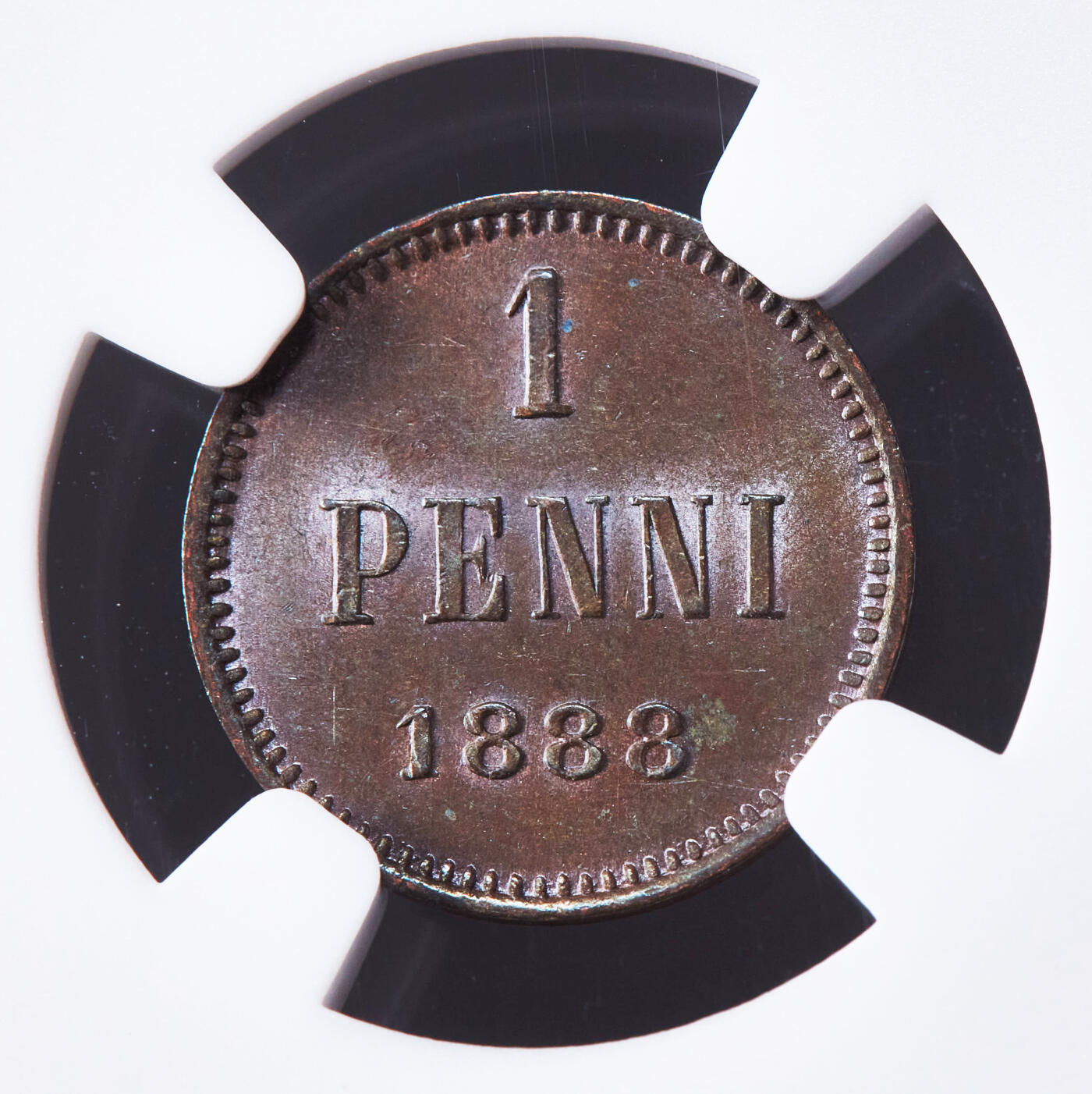 【俄甄集藏】2026年(046)01-07 星期三 晚 19:30 全场包邮 俄属芬兰1888年亚历山大三世1盆尼铜币，NGC MS62，巧克力包浆，转光品相