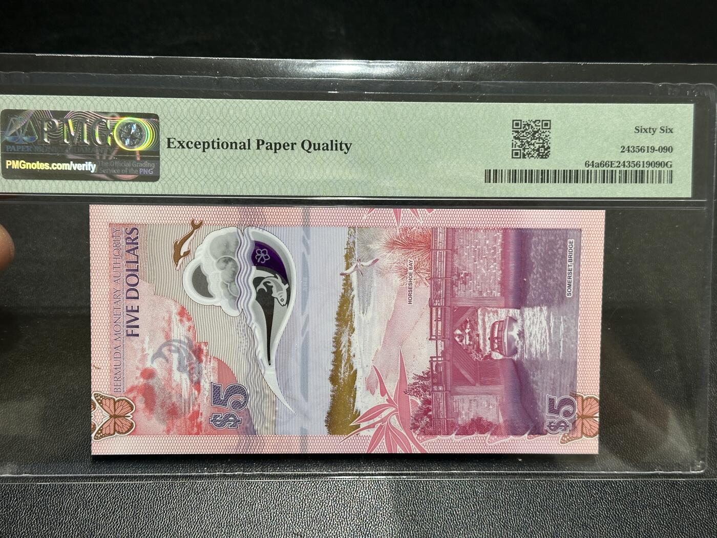 《外钞收藏家》第五百九十九期（畅拍场）（本平台长期征集拍品、欢迎藏友们联系合作） 2024年百慕大5元 A/1冠 获奖钞 PMG66 无47尾8 金马号
