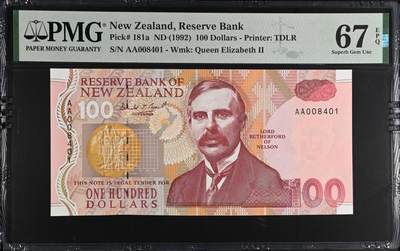 《艾美收藏》第227期-1.3周六外币黄金场-马年首拍 - 新西兰1992首发年首发AA冠100元最高值PMG67E亚军分千位小号 冠军68分7张 欧内斯特·卢瑟福 诺贝尔化学奖获得者 Pick#181a