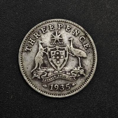 【淘币小摊】限时拍第八百三十九拍  散币银币场  满百包邮可预留两周  周一统一发货  - 澳大利亚1935年乔治五世3便士银币参考银价21