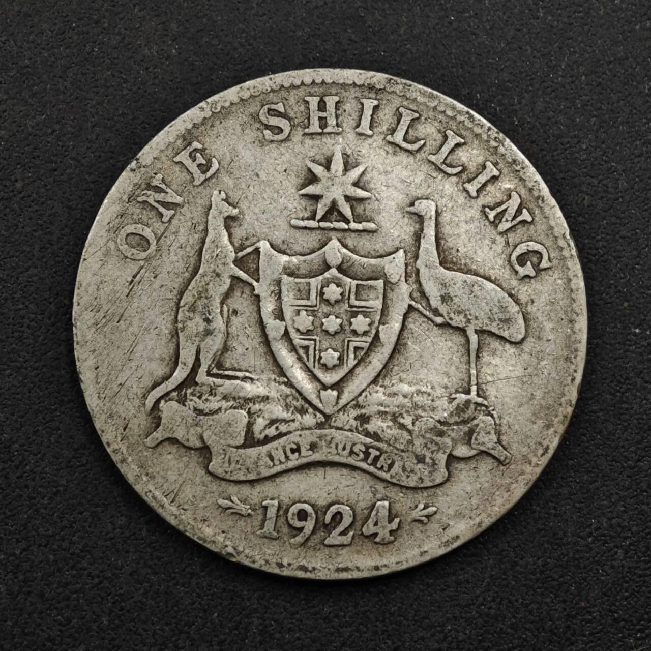 【淘币小摊】限时拍第八百三十九拍  散币银币场  满百包邮可预留两周  周一统一发货  澳大利亚1924年乔治五世一先令银币参考银价87