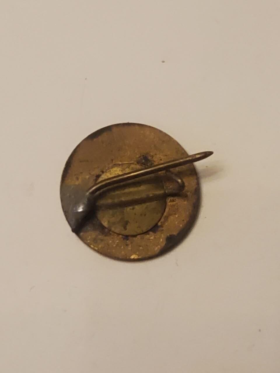 韵星假日拍卖第三十五期 -- Rimey Holidays Auction 34 匈牙利人民共和国60年代无事故驾驶员证章