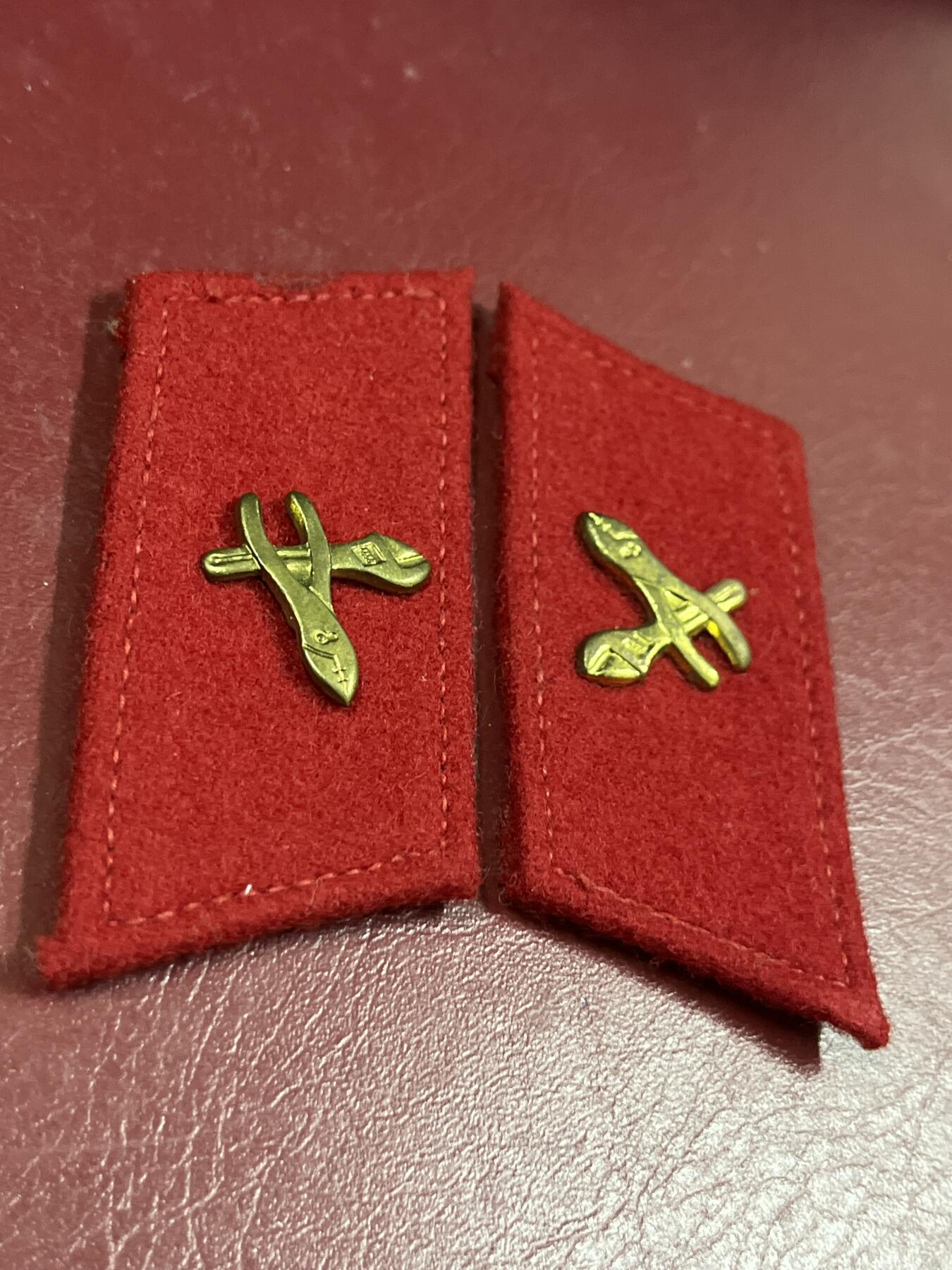 五十年代社会主义国家仿苏联徽章专场拍卖 五十年代苏联技术军官徽章