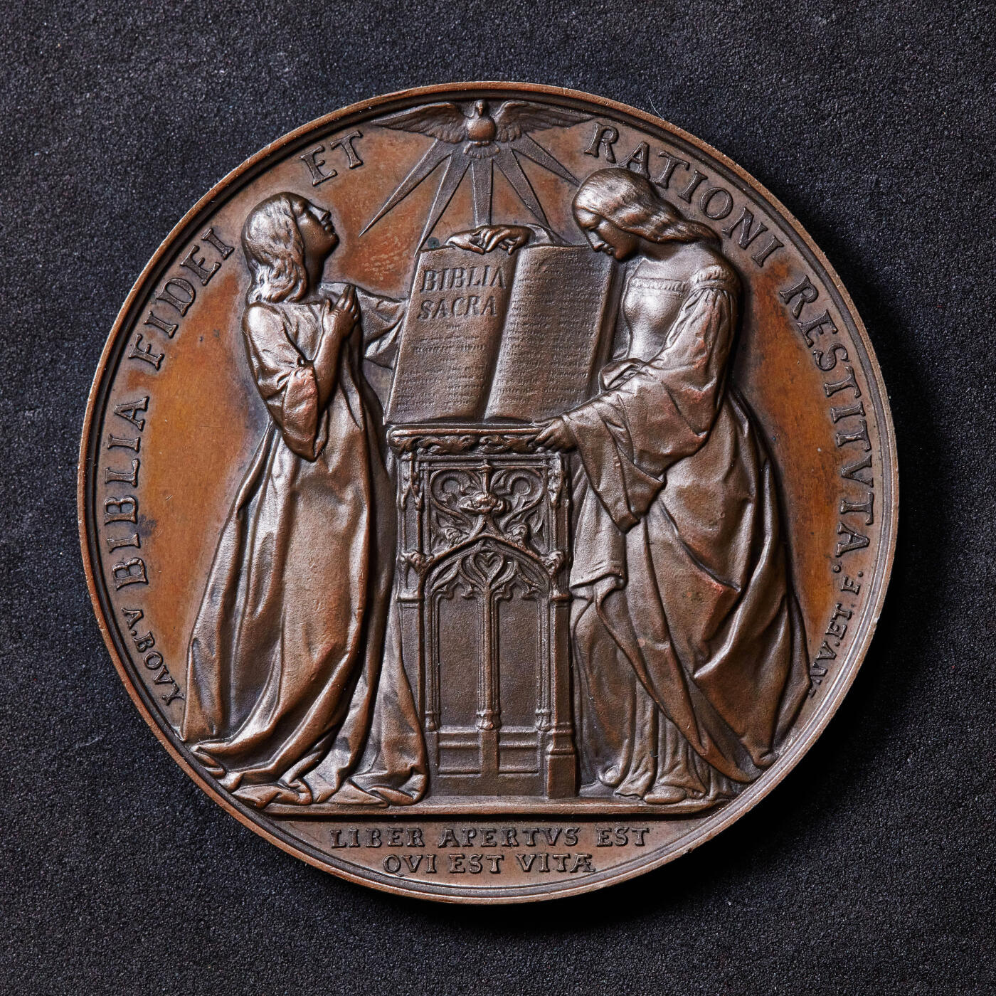 【俄甄集藏】2026年(046)01-07 星期三 晚 19:30 全场包邮 瑞士1835年纪念日内瓦宗教改革300周年大铜章，直径：62mm，重量：91.17克，巧克力包浆，设计精美