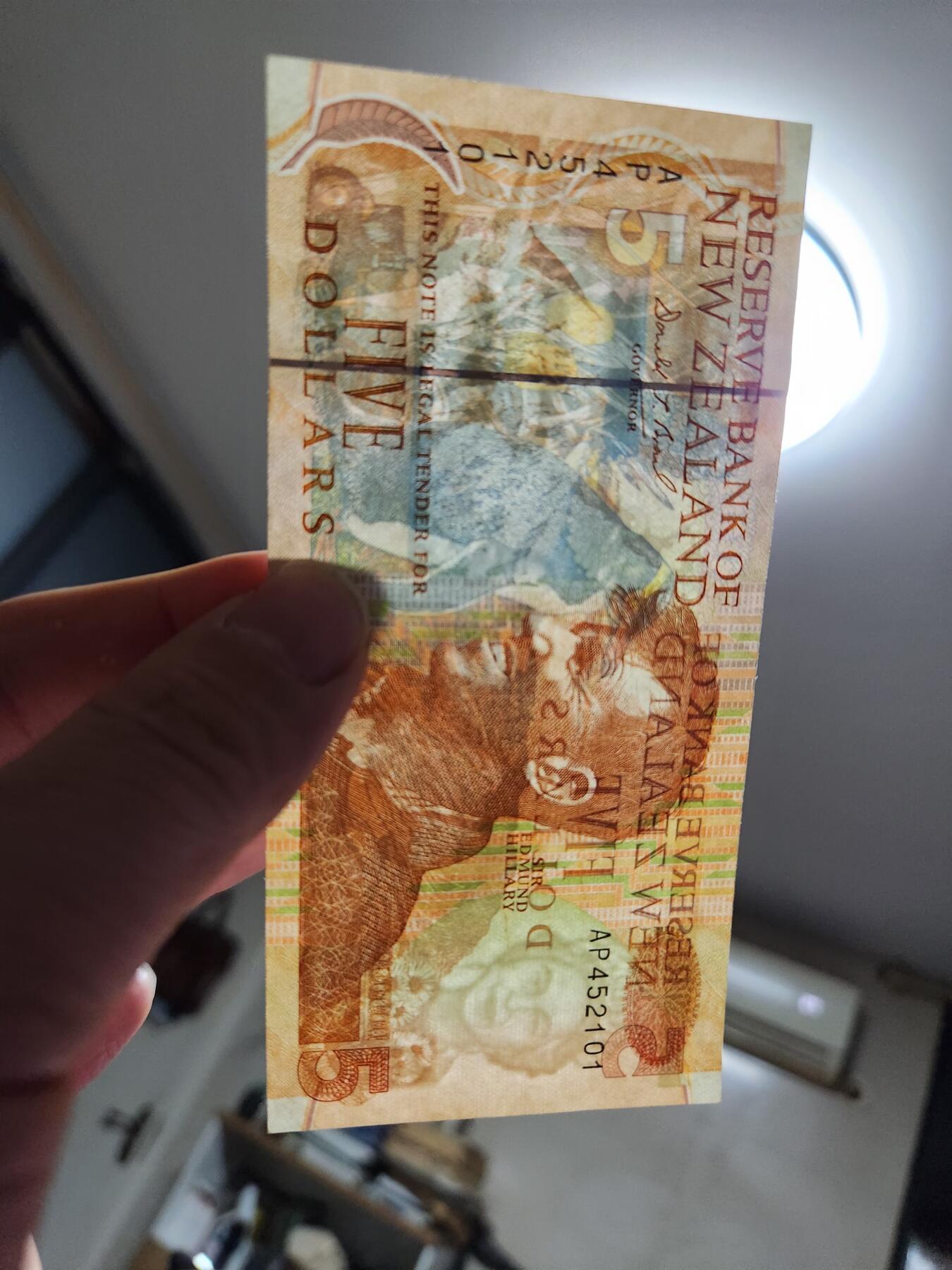 1月2号晚上8点 外国纸币自动截拍第78场