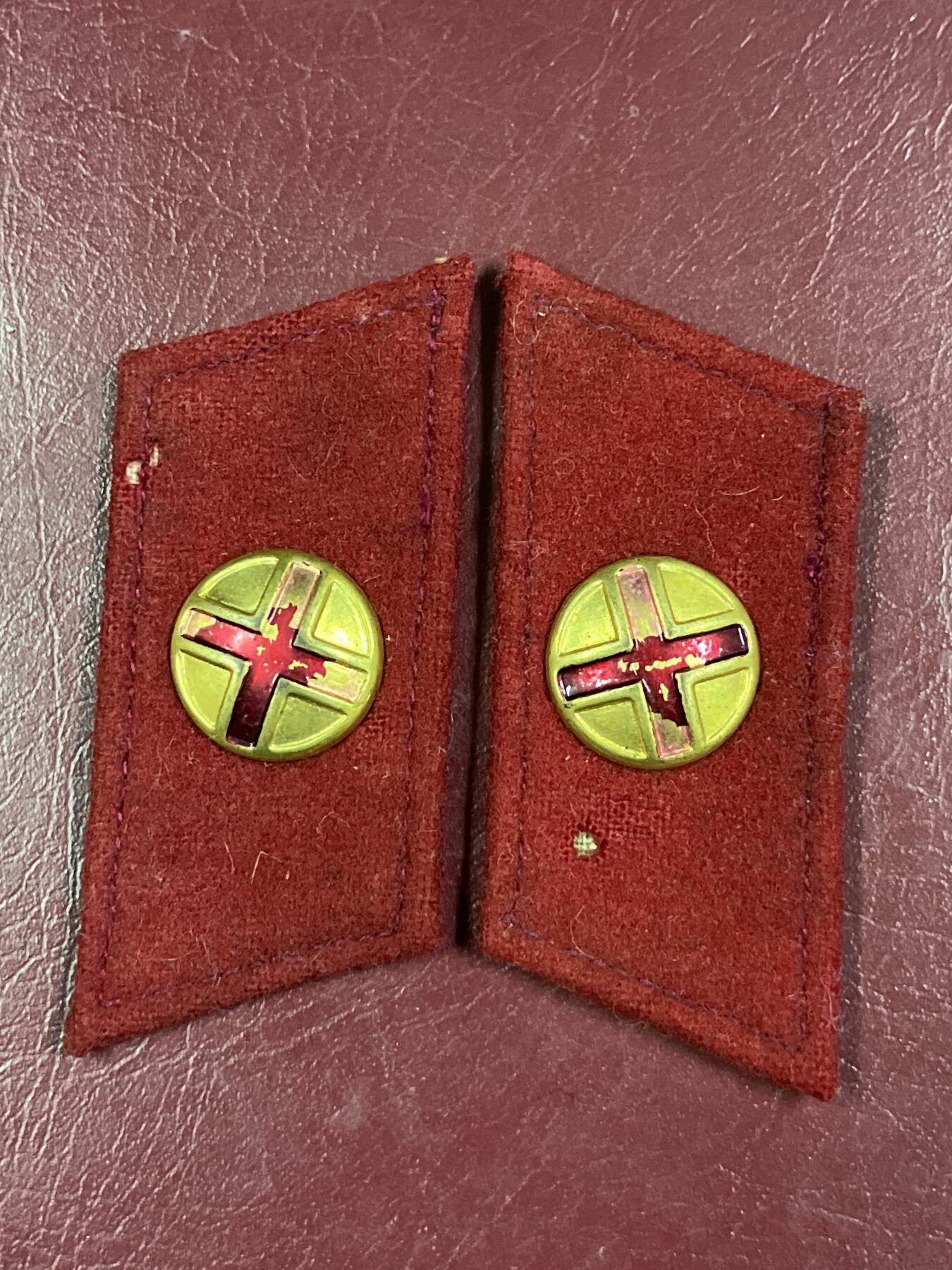 五十年代社会主义国家仿苏联徽章专场拍卖 五十年代苏联红军军医徽章