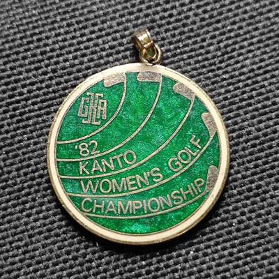 KK钱币收藏小铺 《套币 好品/批量散币专场》  2月预留时间 周末发货 -  女子高尔夫球锦标赛纪念银章 带银标 重4.9克