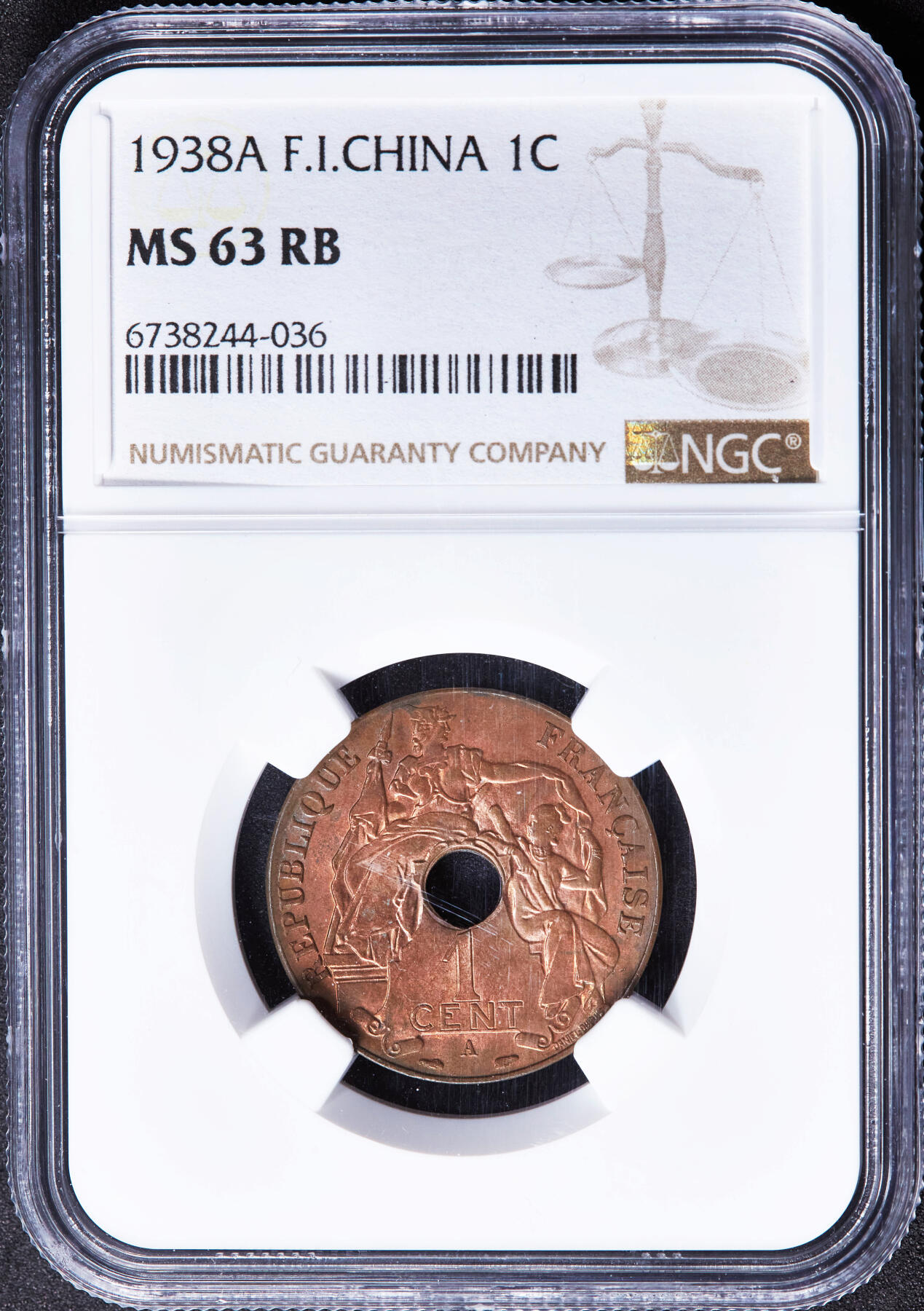 【俄甄集藏】2026年(046)01-07 星期三 晚 19:30 全场包邮 法属印度支那1938年A版中孔1分铜币，NGC MS63RB，原铜光，环彩包浆