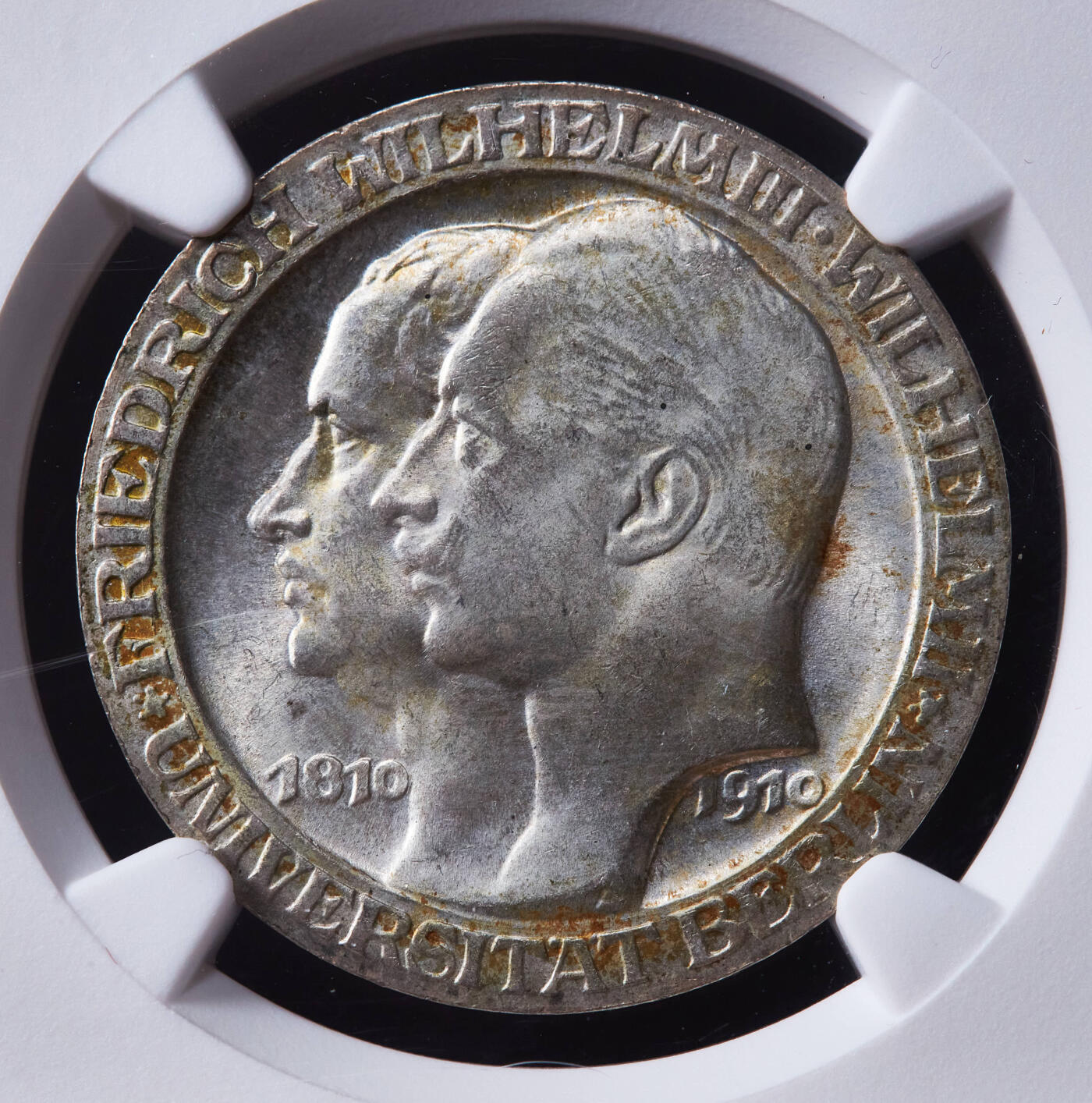 【俄甄集藏】2026年(046)01-07 星期三 晚 19:30 全场包邮 德国普鲁士1910年A版纪念柏林大学成立100周年3马克银币，NGC MS65，黄油彩，转光品相