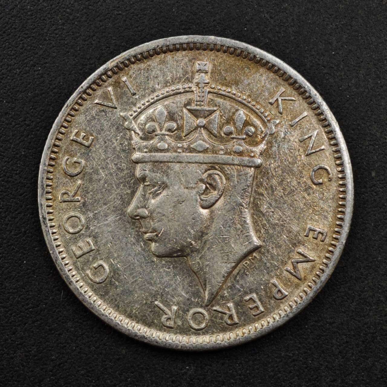 【淘币小摊】限时拍第八百三十九拍  散币银币场  满百包邮可预留两周  周一统一发货  斐济1943年乔治六世一先令银币参考银价47