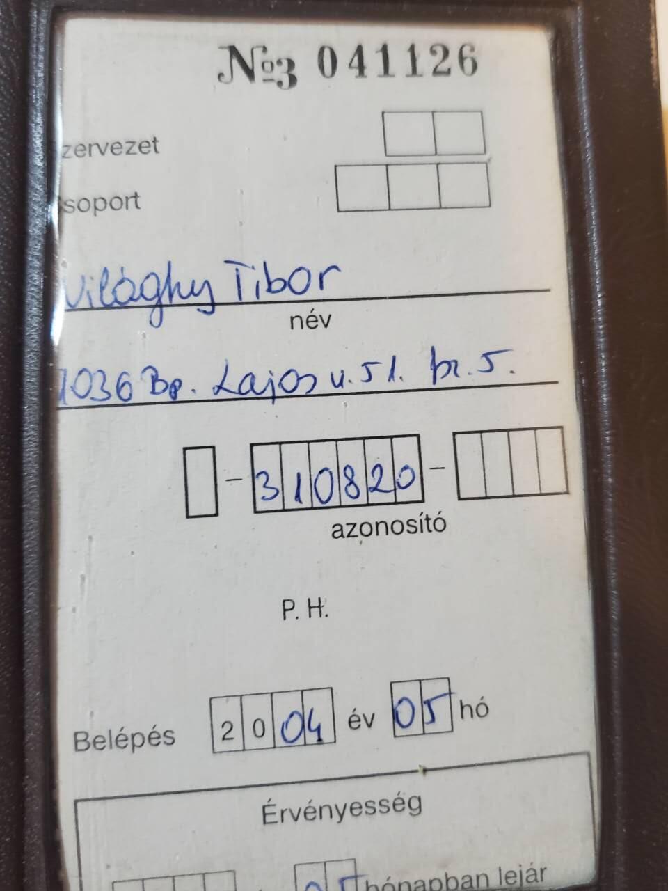 韵星假日拍卖第三十五期 -- Rimey Holidays Auction 34 匈牙利Vilaghy Tibor汽车与运输工具协会套证--带有人共时期证书 共和国时期登记证和证书 从1980人共到后面过渡时期和2004年 其中一本证带有共产时期匈牙利和后续垮台后共和国的证明 见证历史保存齐全