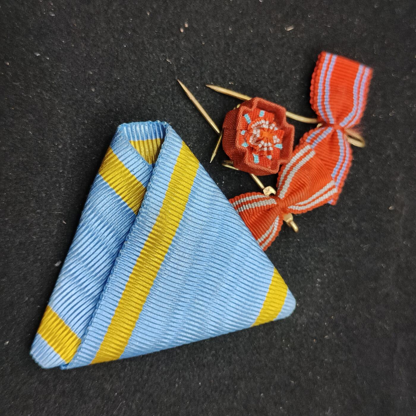 0元起拍勋章 第322期 咸鱼国勋章拍卖专场 1月4日（周日）下午6：00开始 绶带略授一组