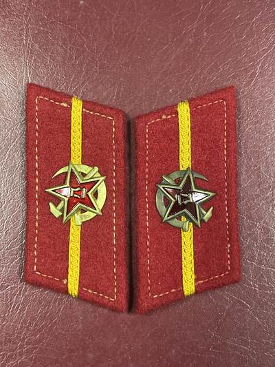 五十年代社会主义国家仿苏联徽章专场拍卖 - 五十年代苏联合成军学生徽章