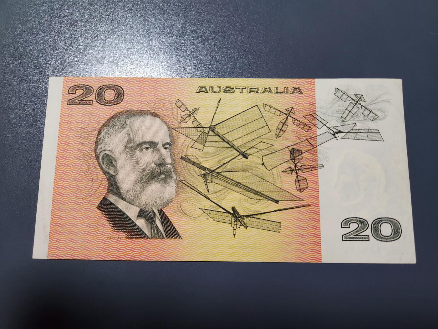 1月2号晚上8点 外国纸币自动截拍第78场 澳大利亚20元 近新极美品 签名2