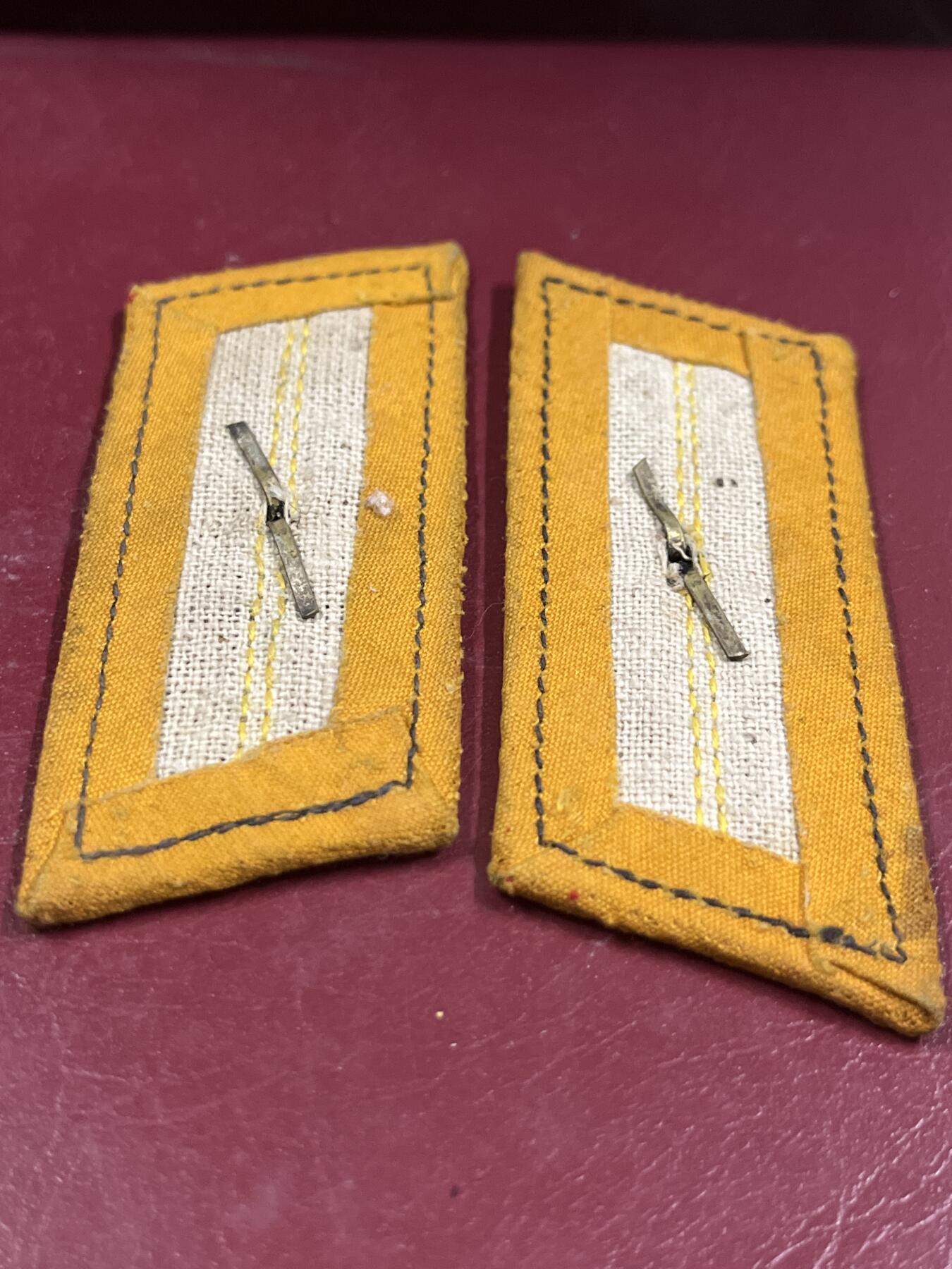 五十年代社会主义国家仿苏联徽章专场拍卖 五十年代苏联海岸炮兵学生徽章