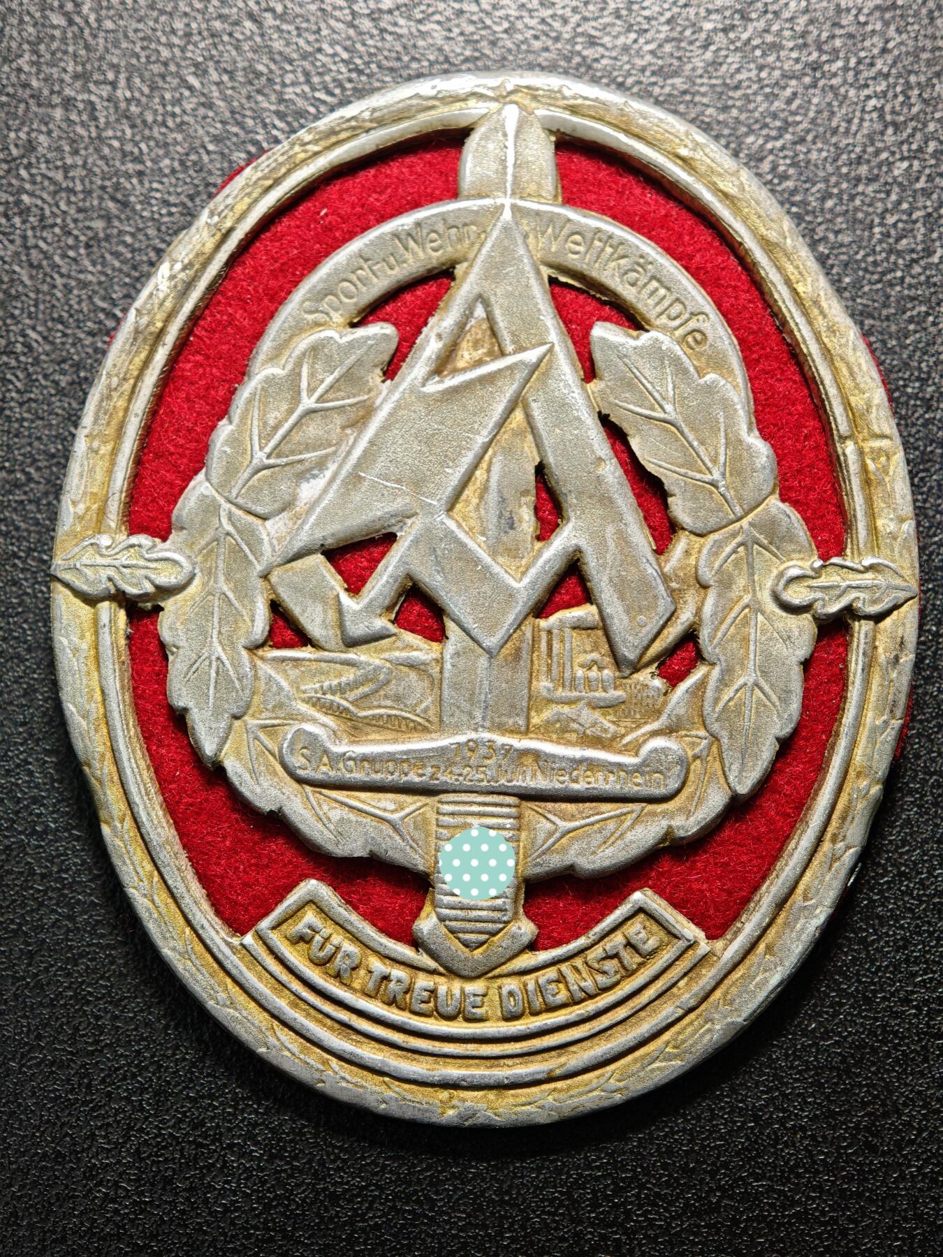 【德藏】世界币章拍卖第160期 德国冲锋队莱茵大队忠诚服务证章 带厂标 直径约：61.1mm×75.3mm；重约：23.6g（原图请联系客服）