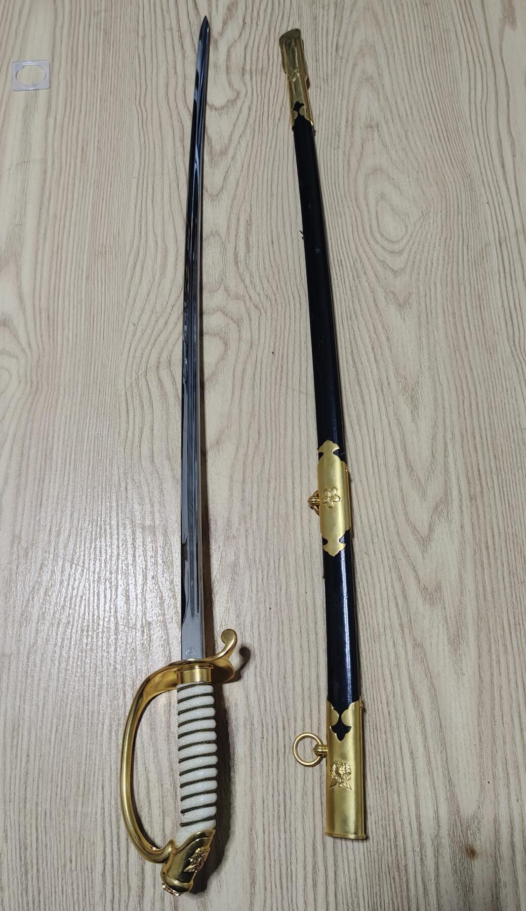 0元起拍勋章 第322期 咸鱼国勋章拍卖专场 1月4日（周日）下午6：00开始 合法未开刃 日本自卫队 防卫大学校仪仗队 指挥刃