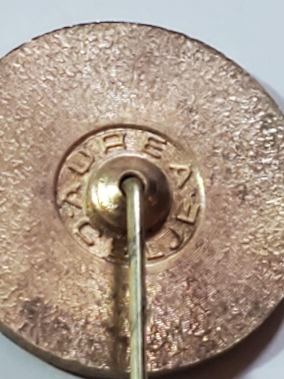 韵星假日拍卖第三十五期 -- Rimey Holidays Auction 34 南斯拉夫铁托三十年执政纪念插针 带厂标 库存品相