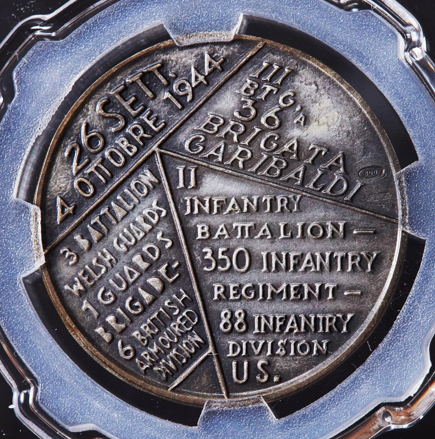 【俄甄集藏】2026年(046)01-07 星期三 晚 19:30 全场包邮 意大利1944年纪念二战巴塔利亚山战役银章，信泰 MS68，原味包浆，复古高浮雕工艺，少见品种，重25.8克，80%银