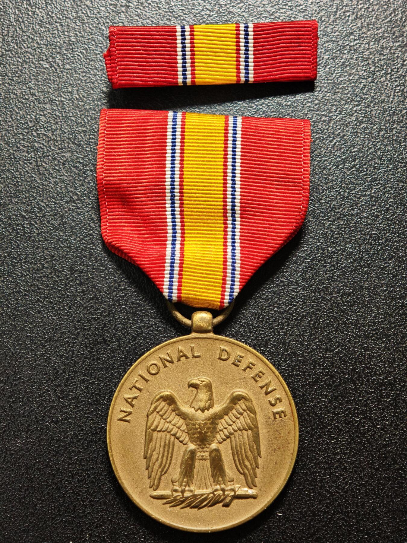 【德藏】世界币章拍卖第160期 美国国防服役奖章 原盒 带略 直径约：31.7mm/仅章；重约：21.3g