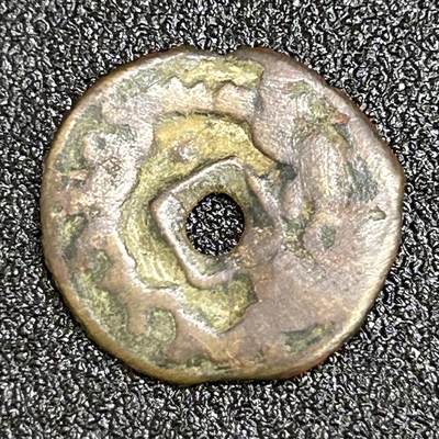 西秦中古拍卖第七十二期 - 唐代 西域昭武九姓 七河流域方孔铜币 有点裂