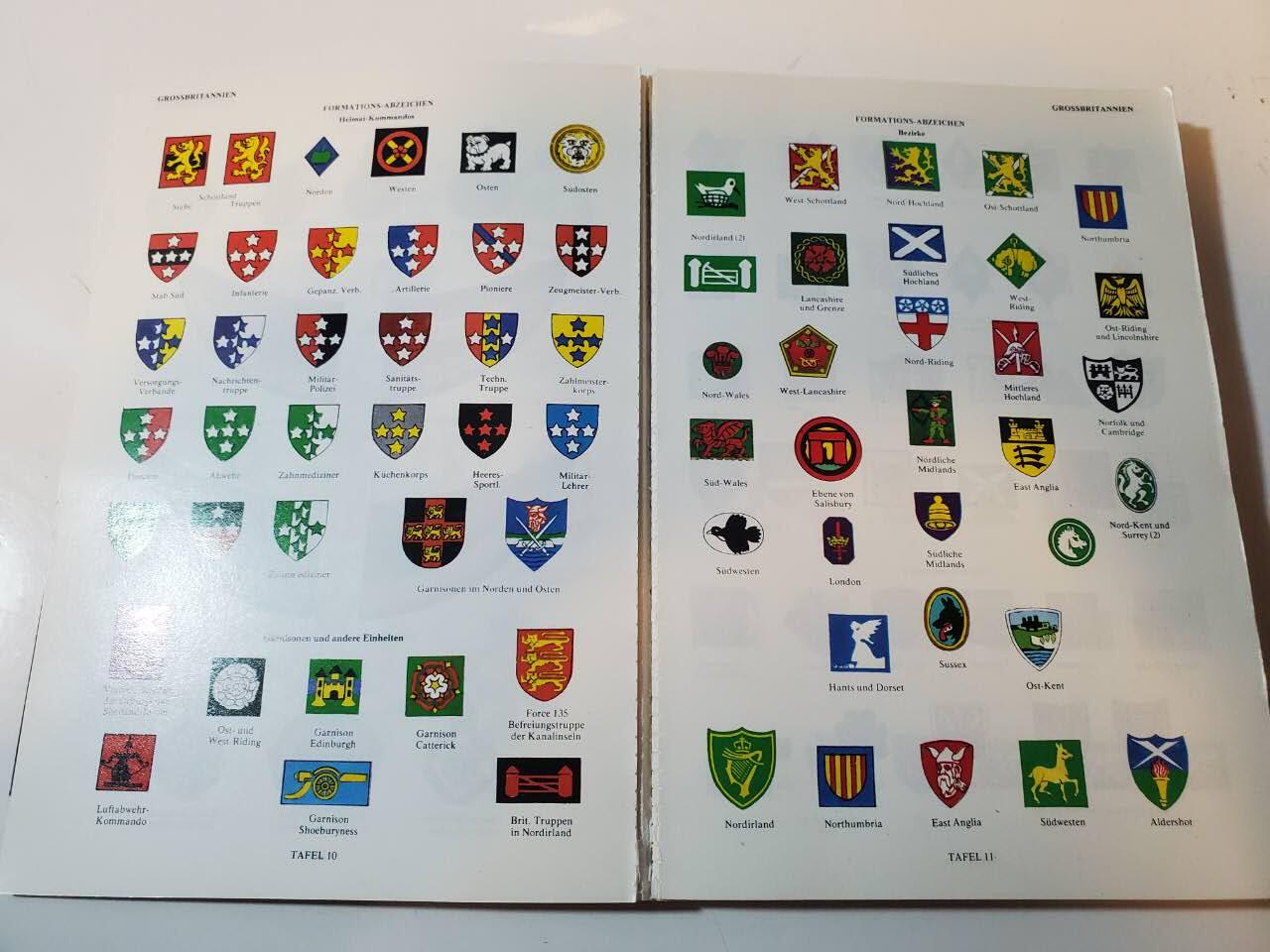 韵星假日拍卖第三十五期 -- Rimey Holidays Auction 34 「1945年后的证章」 主要介绍了1945年后德国和其他欧美国家的证章和军衔和其他配件 彩图铜版纸印刷收录齐全 有脱页但无缺页 可自行重新装订和粘贴