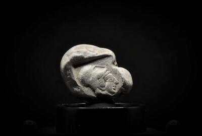 【良泉】【元旦直播场】1月1日晚19.30点开拍！208组西方古代钱币、日本朝鲜花钱 重10.9克。公元前460-410年【古希腊】潘菲利亚 西代城【雅典娜】【石榴】银币