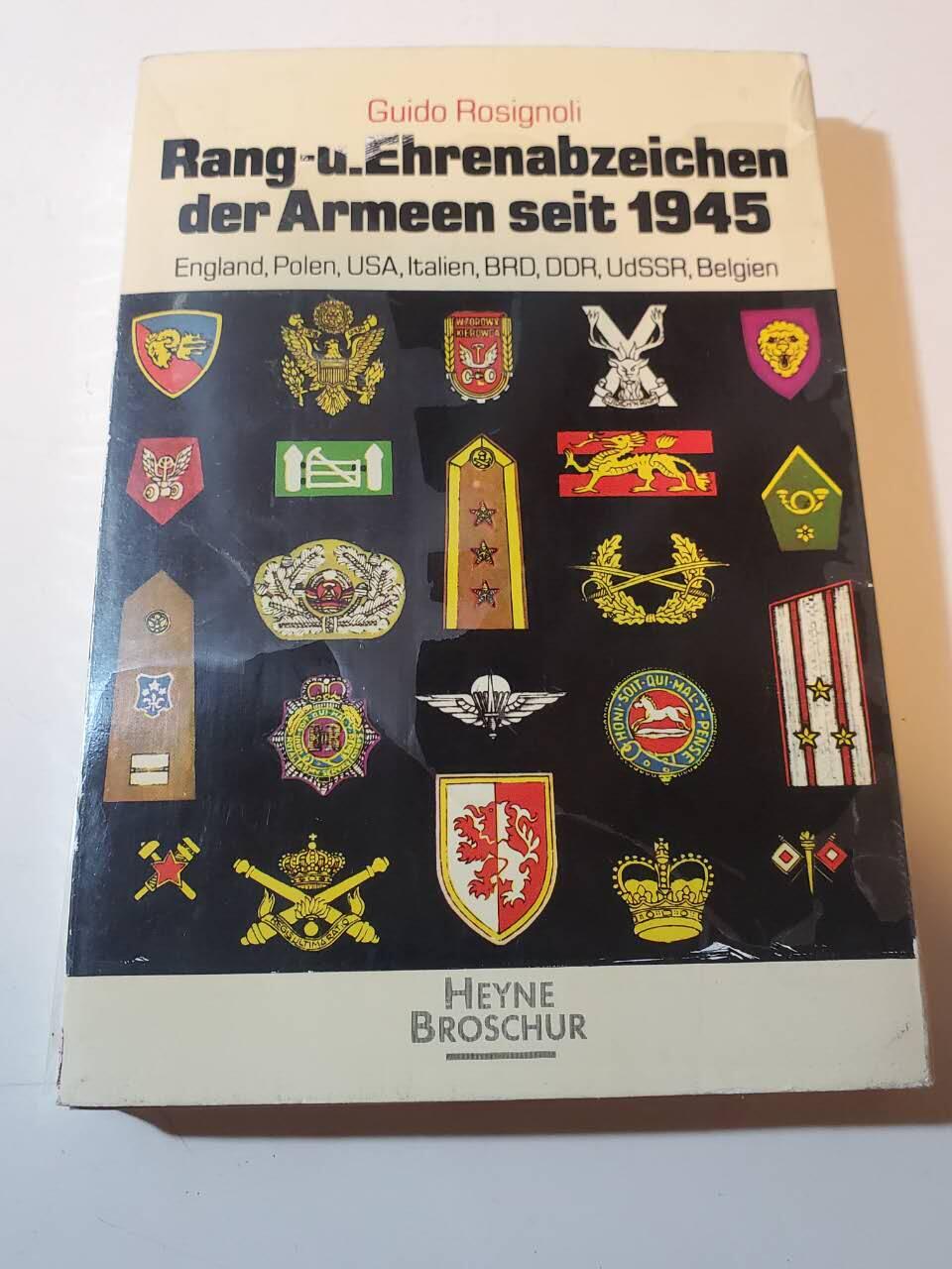 韵星假日拍卖第三十五期 -- Rimey Holidays Auction 34 「1945年后的证章」 主要介绍了1945年后德国和其他欧美国家的证章和军衔和其他配件 彩图铜版纸印刷收录齐全 有脱页但无缺页 可自行重新装订和粘贴
