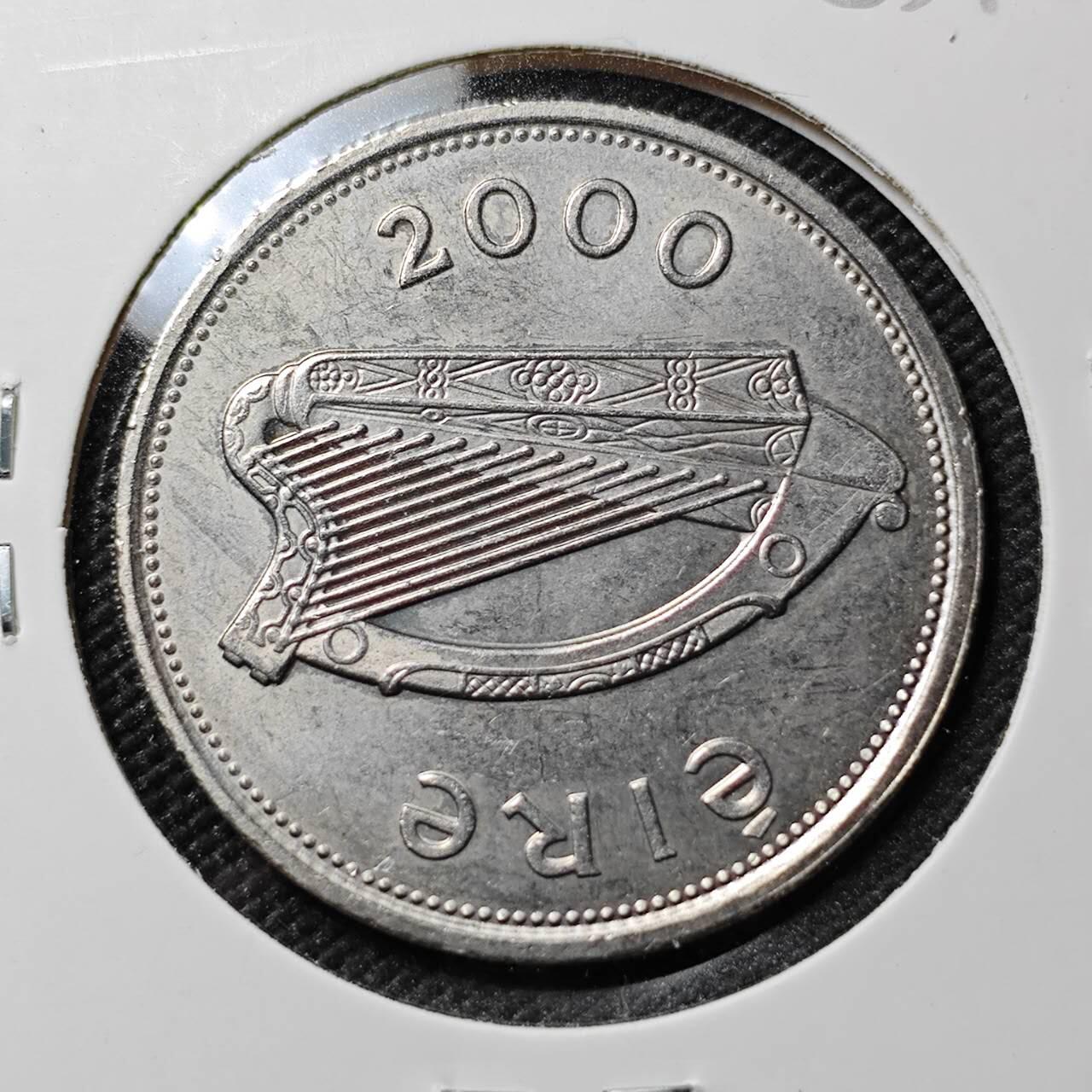 KK钱币收藏小铺  第383期  2月预留时间 周末发货  2000爱尔兰1镑纪念币 少见