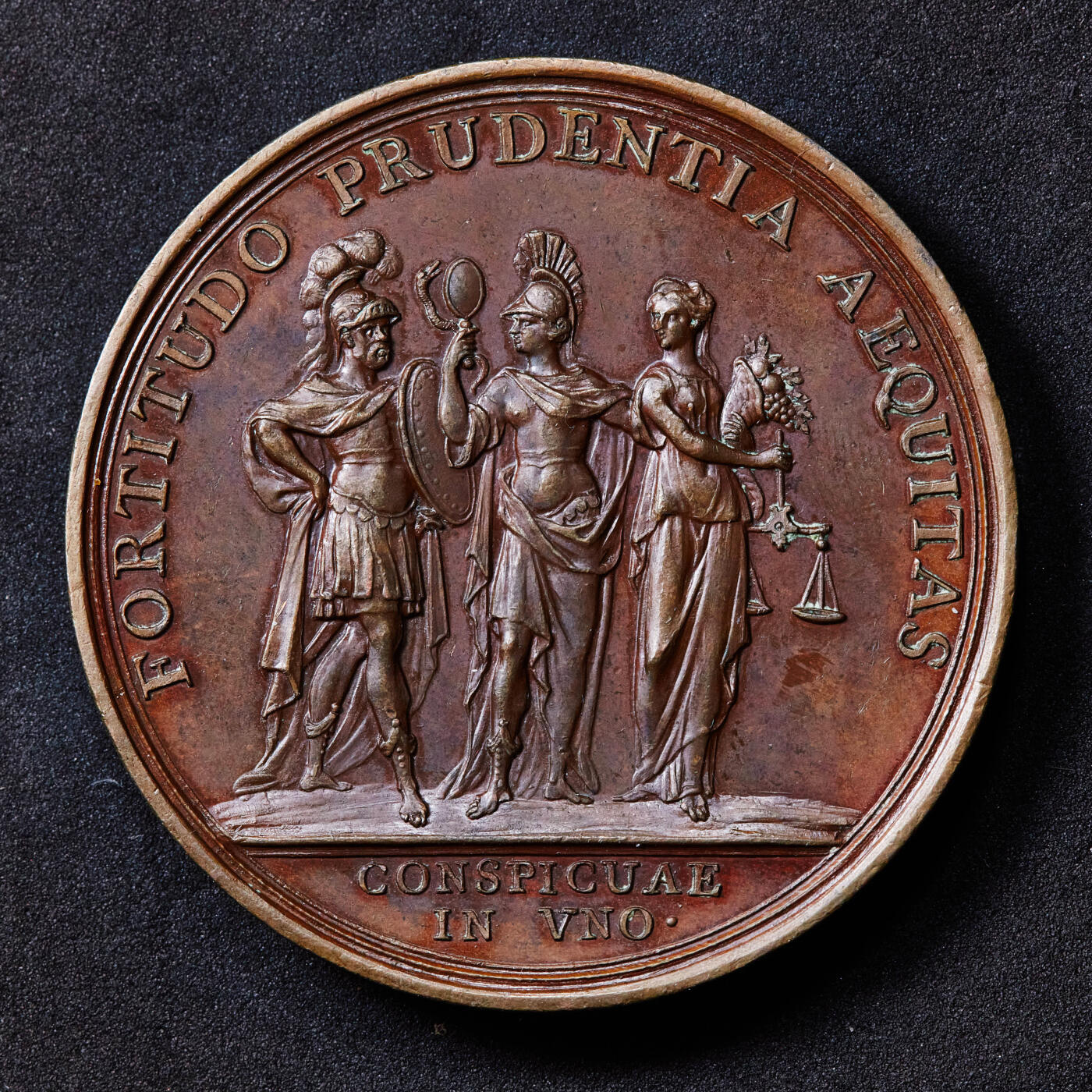 【俄甄集藏】2026年(046)01-07 星期三 晚 19:30 全场包邮 法国1707年纪念艾恩伯爵安妮·朱尔斯·德·诺艾尔斯元帅出访瑞士日内瓦大铜章，直径：54mm，重量：81.58克，高浮雕，巧克力包浆