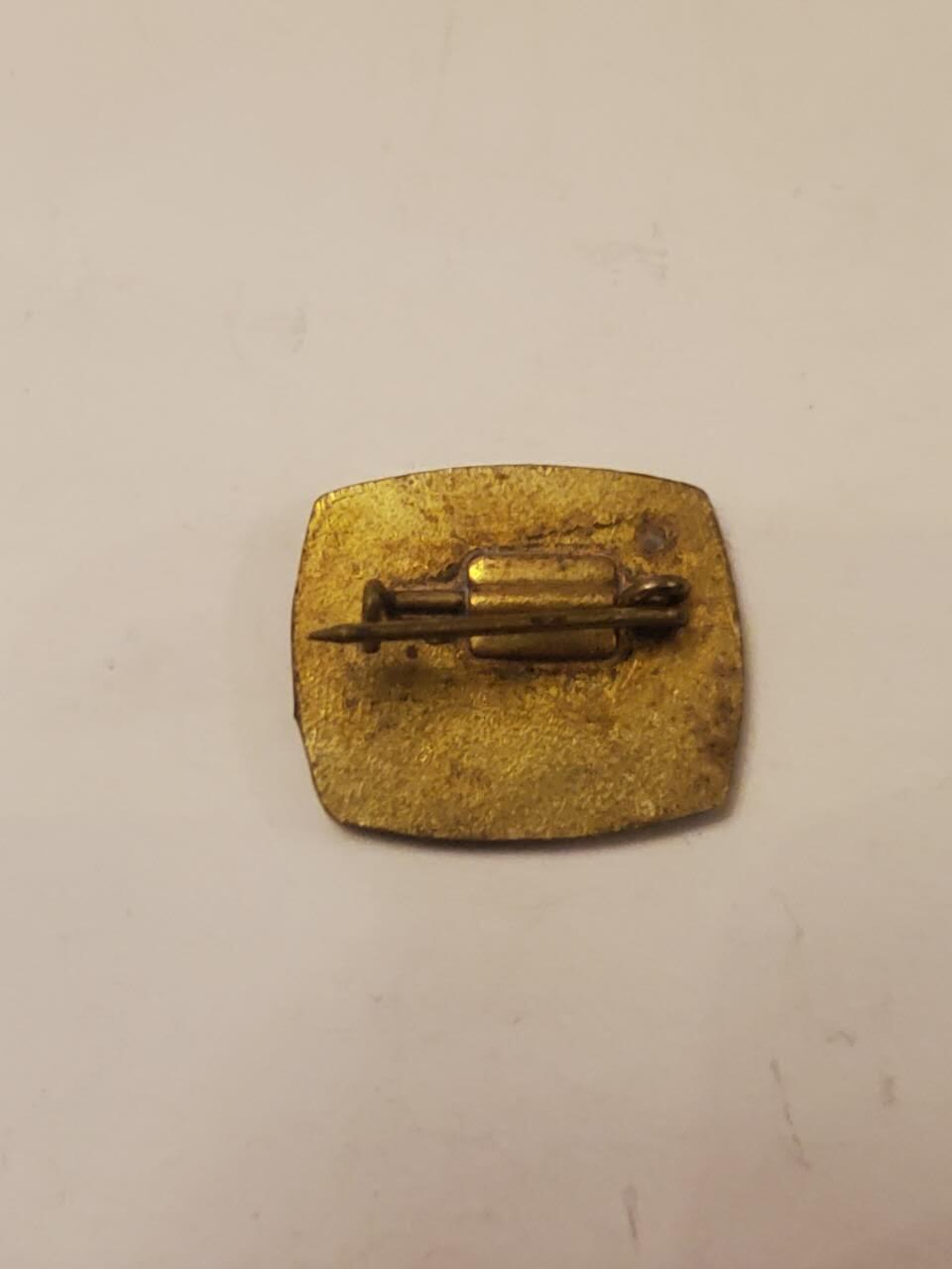 韵星假日拍卖第三十五期 -- Rimey Holidays Auction 34 匈牙利人民共和国化工发展优秀工作者证章