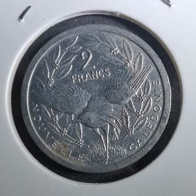 沼泽如烟--第950场 - 法属新喀里多尼亚1987年2法郎