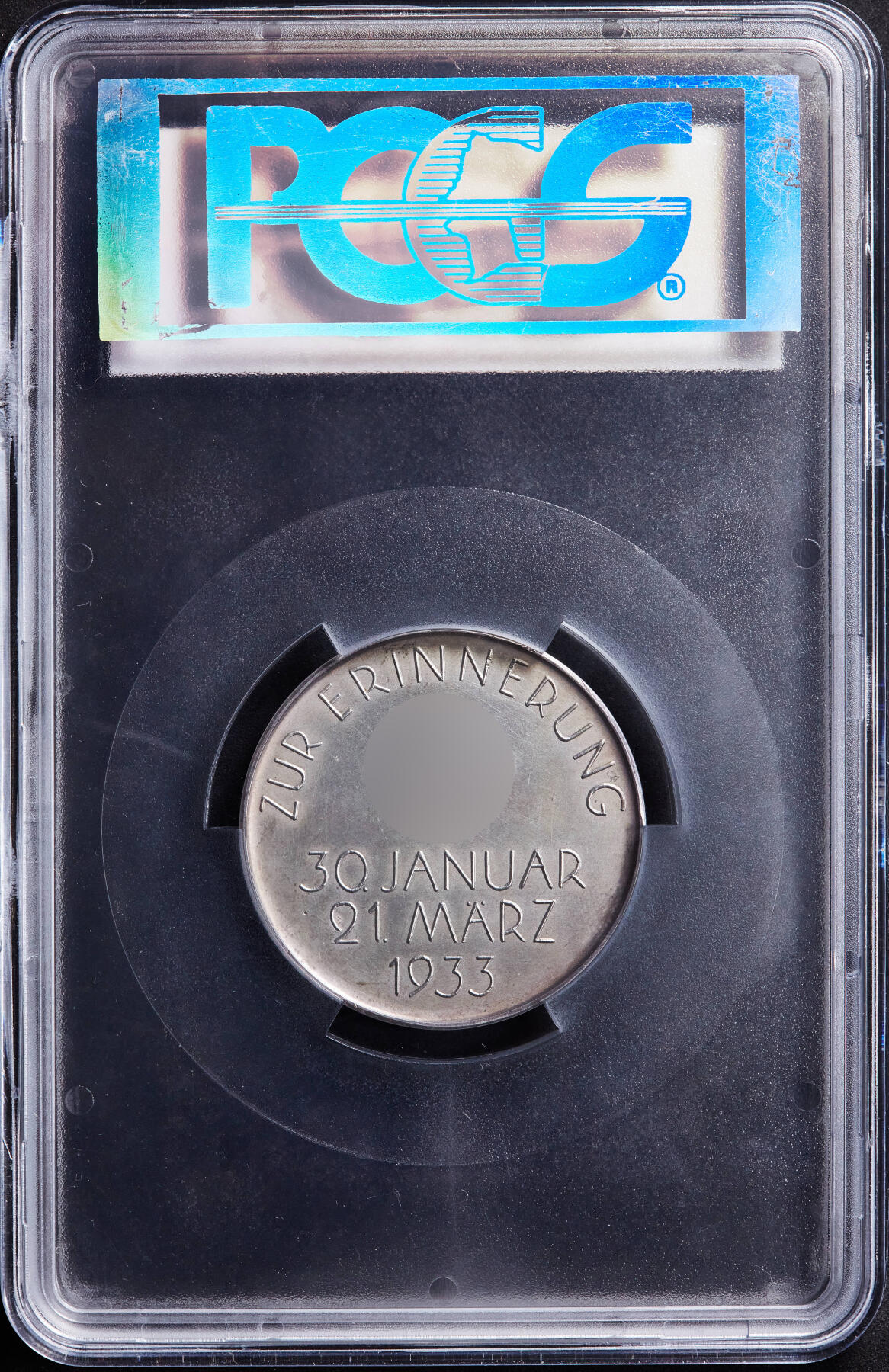 【俄甄集藏】2026年(046)01-07 星期三 晚 19:30 全场包邮 德国第三帝国1933年纪念兴登堡与总理执政大银章，PCGS SP64，大盒封装，稀有品种，原味包浆，冠军，原图联系客服或关官网查看