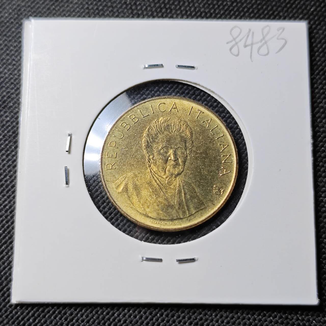 KK钱币收藏小铺  第384期  2月预留时间 周末发货  意大利200里拉纪念币 好品