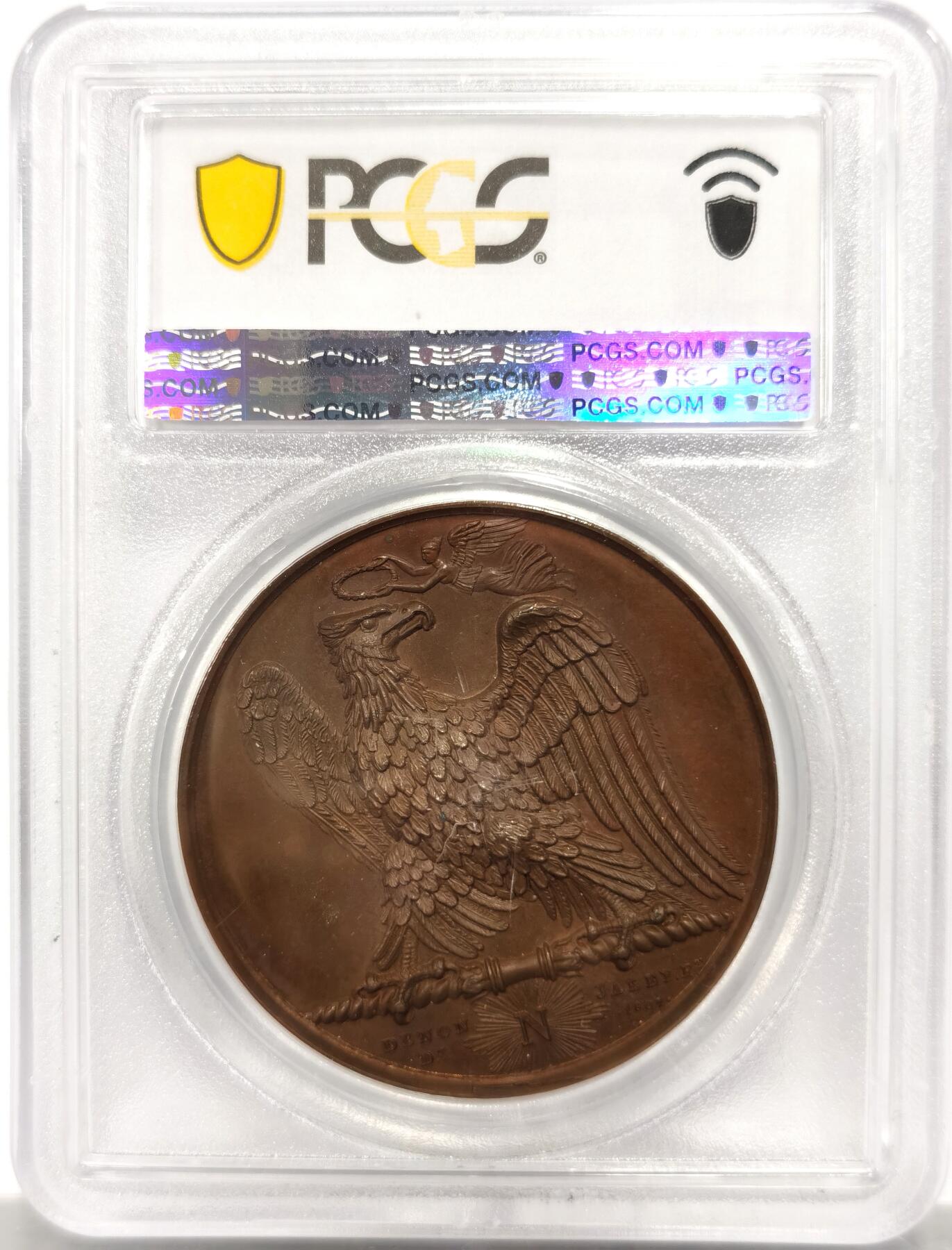 博洋堂“岁启嘉年”2026新年精品大拍专场暨第155期（全场包邮） PCGS SP65 冠军分！法国1807年拿破仑一世年度胜利原铸铜章 巴黎造币厂完美巧克力包浆 帝国之鹰展翅爪子锋利 紧紧攥住矗立于N记雷电权杖之上 目光锐利如炬 羽翼丰满 丝缕清晰细节感人 作为拿皇的拟人化象征 接受上空胜利女神飞舞空中送来月桂花环为其加冕 作为年度总结庆祝过去的一年中军队获取的胜利 稀少珍贵品种