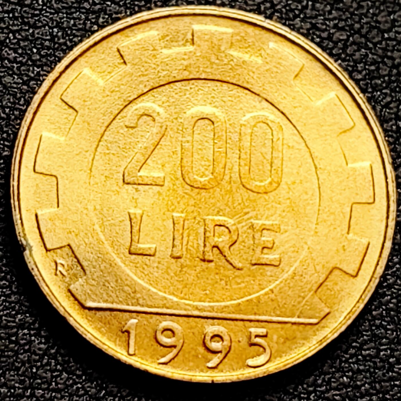 泉币菌-第160场-新年第三场 精品福利场 意大利1995年200里拉 丰收女神 齿轮 铝青铜币  24mm 