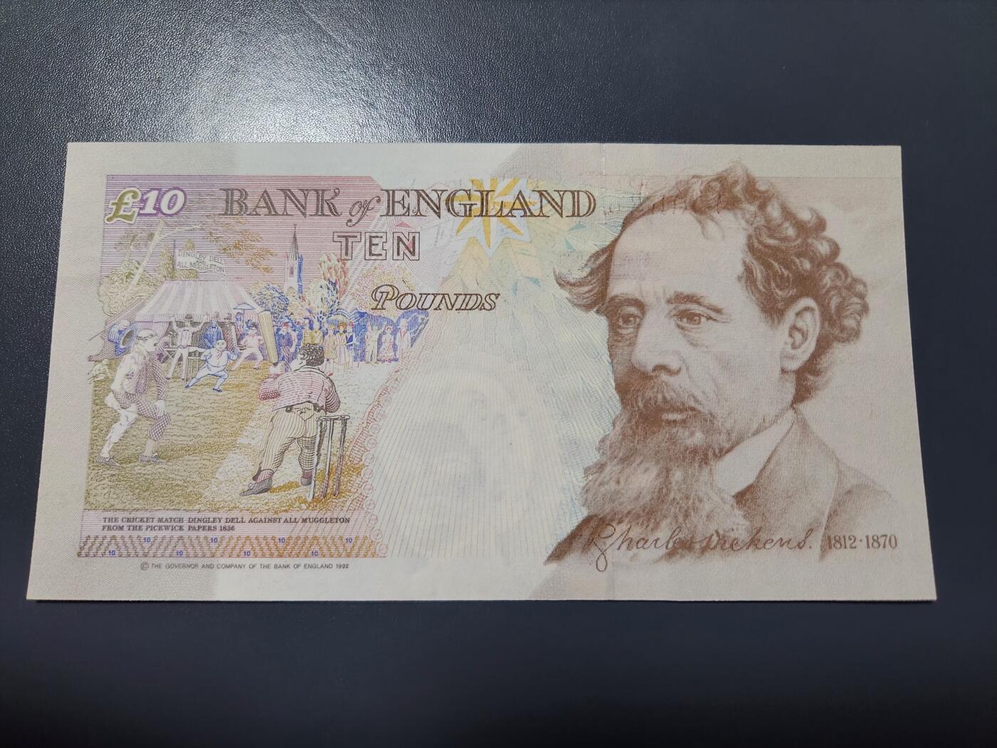 1月2号晚上8点 外国纸币自动截拍第78场 英国10镑几乎全新