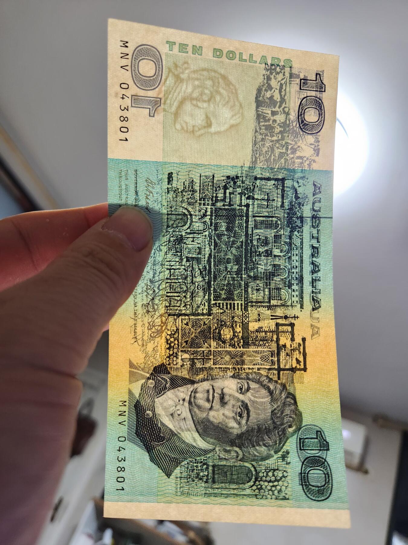 1月2号晚上8点 外国纸币自动截拍第78场 澳大利亚10元 近新极美品 签名1