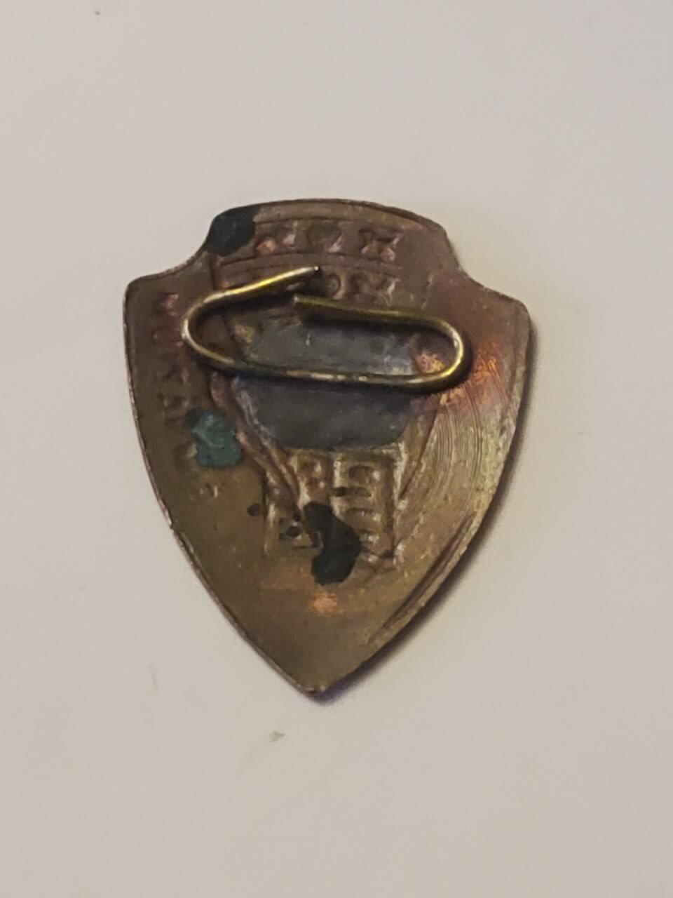 韵星假日拍卖第三十五期 -- Rimey Holidays Auction 34 匈牙利王国-第二共和国阿帕德学校校徽 热珐琅