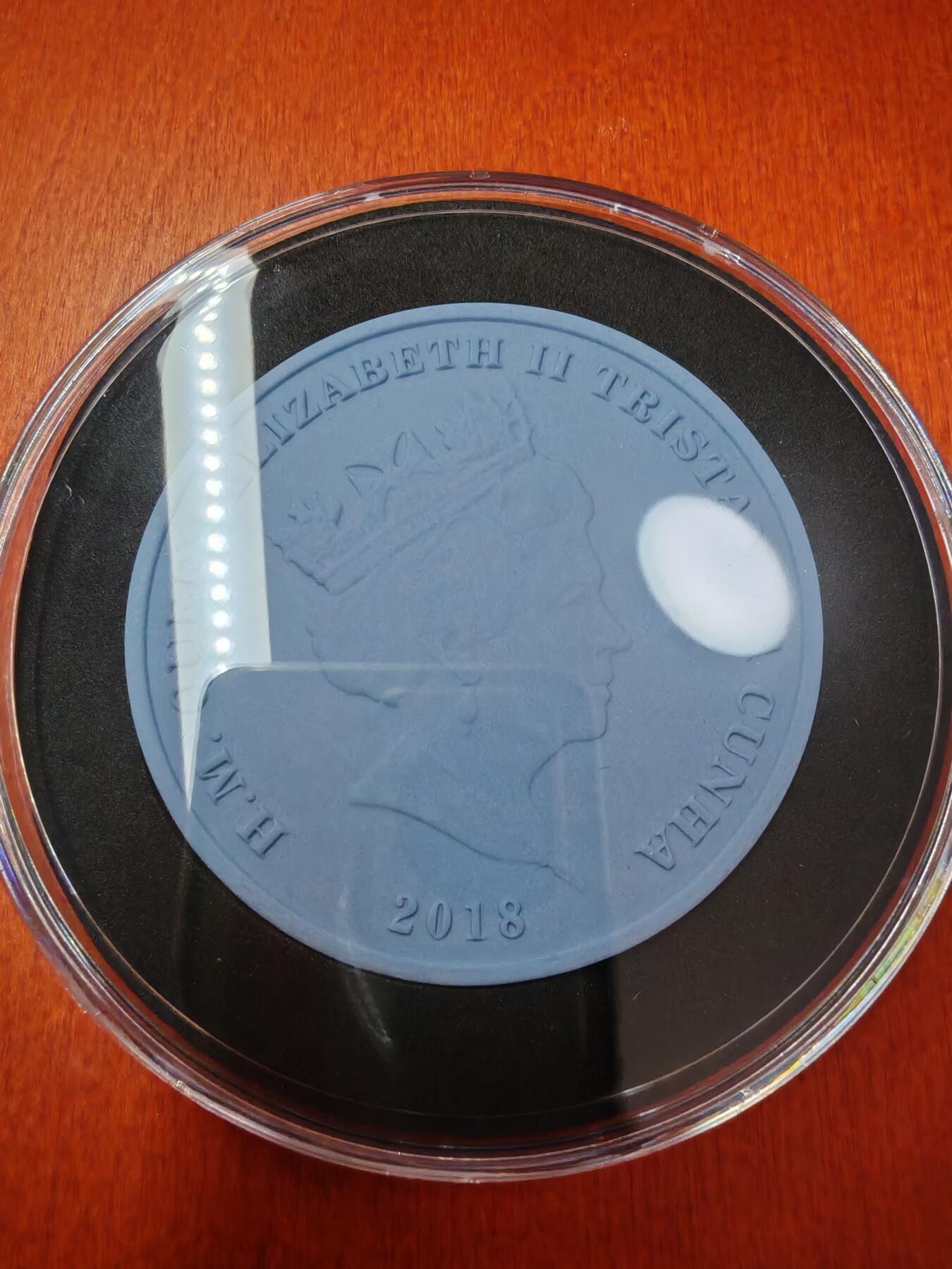 长老汇蛇年精选第九十一场拍卖 2018英国韦奇伍德美惠三女神5镑陶瓷币，盒证全，3000枚