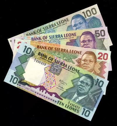 1月2号晚上8点 外国纸币自动截拍第78场 - 全新UNC 塞拉利昂  1988年 10.20.50.100里昂 首年份一套 稀少