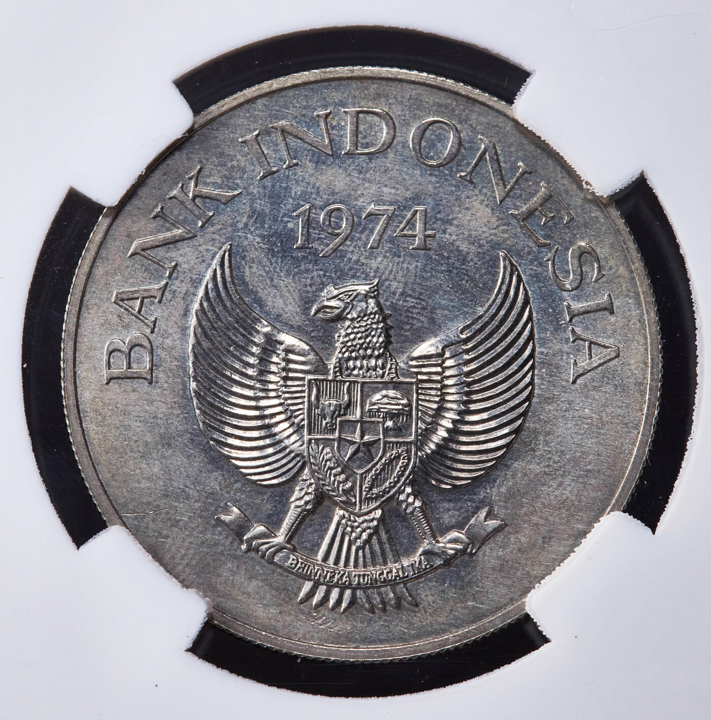 【俄甄集藏】2026年(046)01-07 星期三 晚 19:30 全场包邮 印度尼西亚1974年野生动物保护-长臂猿5000卢比大银币，信泰 MS64，重32克，50%银，发行量43000枚