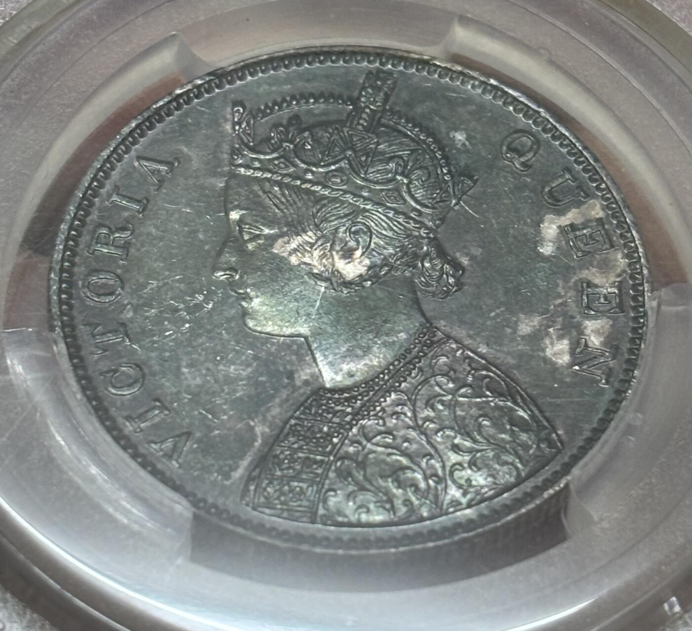 文馨钱币收藏 迎新纳福2026新年第一场（第 287 场）金银老铜币拍卖 PCGS 评级 MS62 分 1862 年英属印度皇帝维多利亚 1 卢比银币，原光带七彩包浆，极其少见