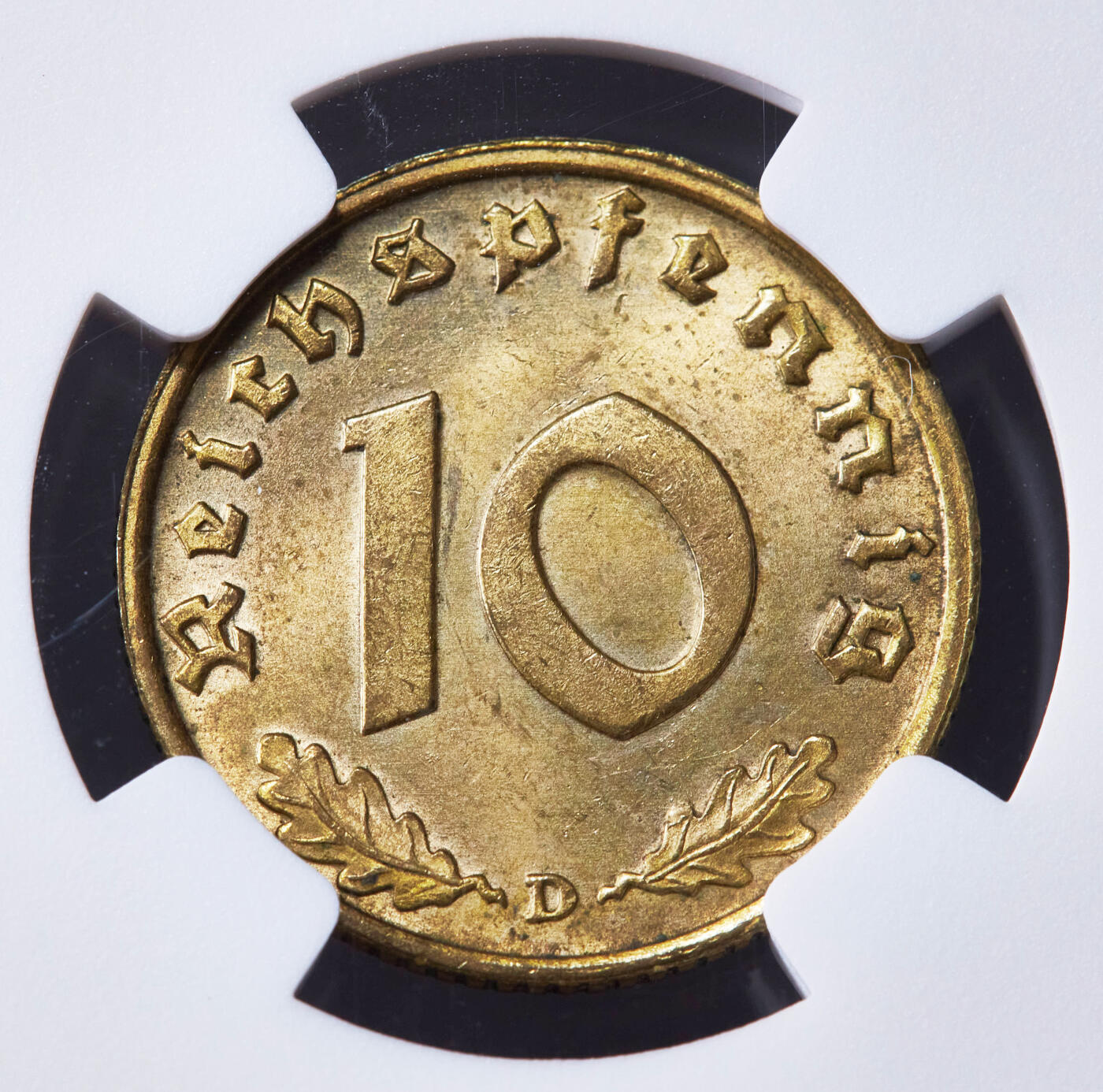 【俄甄集藏】2026年(046)01-07 星期三 晚 19:30 全场包邮 德国第三帝国1937年D版10芬尼铜币，NGC MS64，转光品相，原图联系客服或者查询相关官网查看