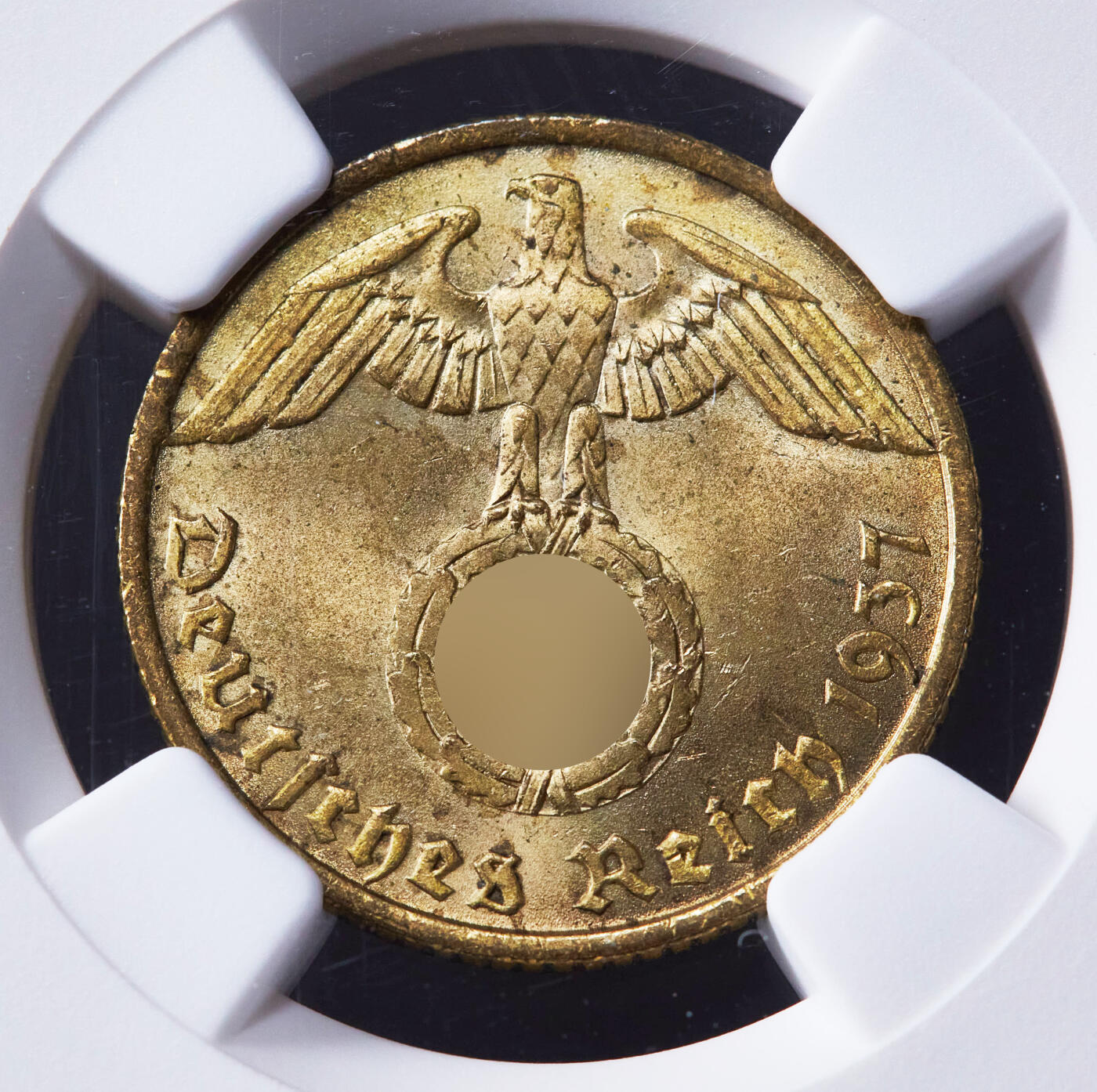 【俄甄集藏】2026年(046)01-07 星期三 晚 19:30 全场包邮 德国第三帝国1937年A版10芬尼铜币，NGC MS64，转光品相，原图联系客服或者查询相关官网查看1